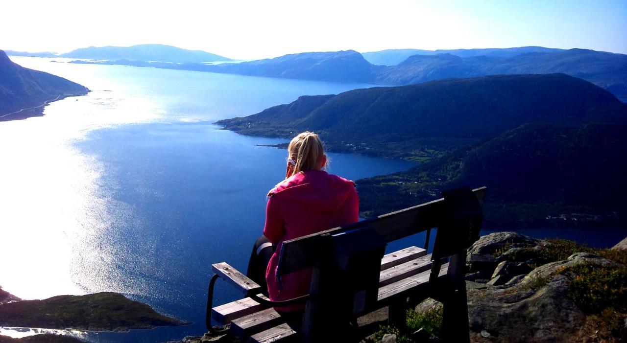 Bremanger Fjord Hotell Svelgen 外观 照片