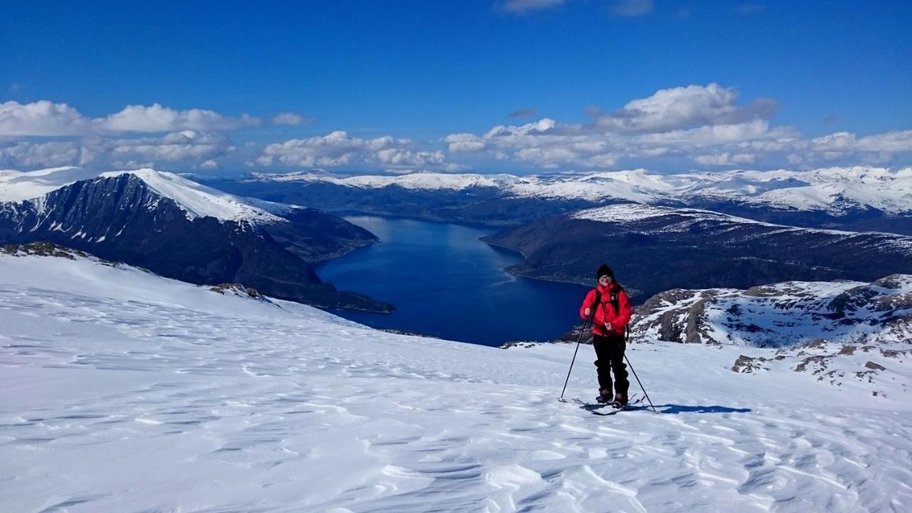 Bremanger Fjord Hotell Svelgen 外观 照片