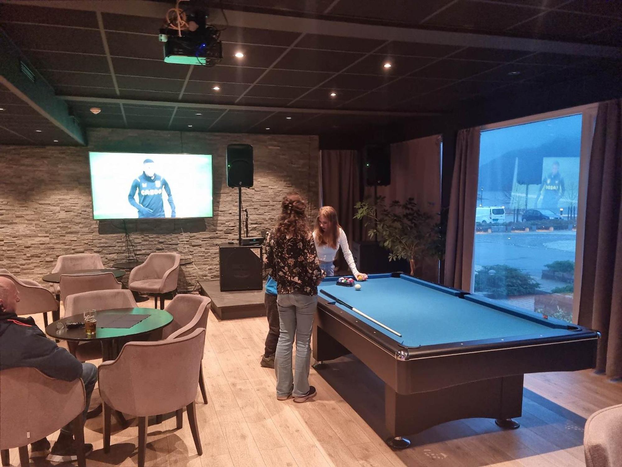 Bremanger Fjord Hotell Svelgen 外观 照片